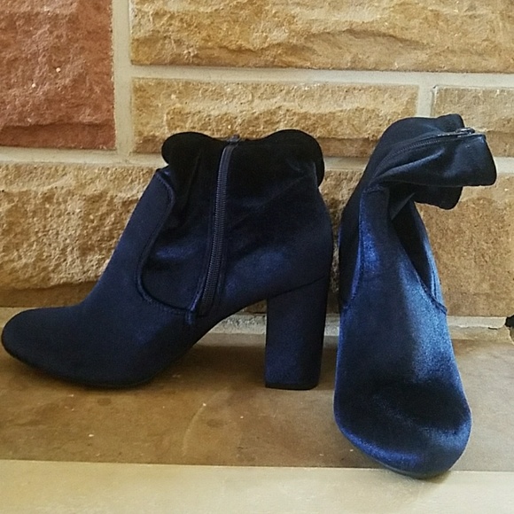 Candie's Shoes - NWT candies boots